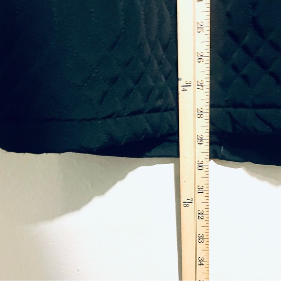 Ellen Tracy Black Quilt Winter Jacket XL Zip Drawstring Waist Plush Lining EUC - Picture 8 of 10